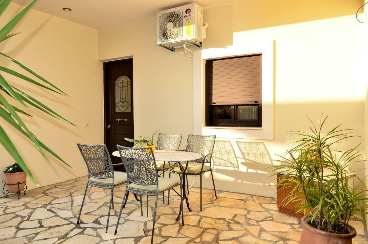 Sunrays Housing Apartment Kalamata Exterior foto