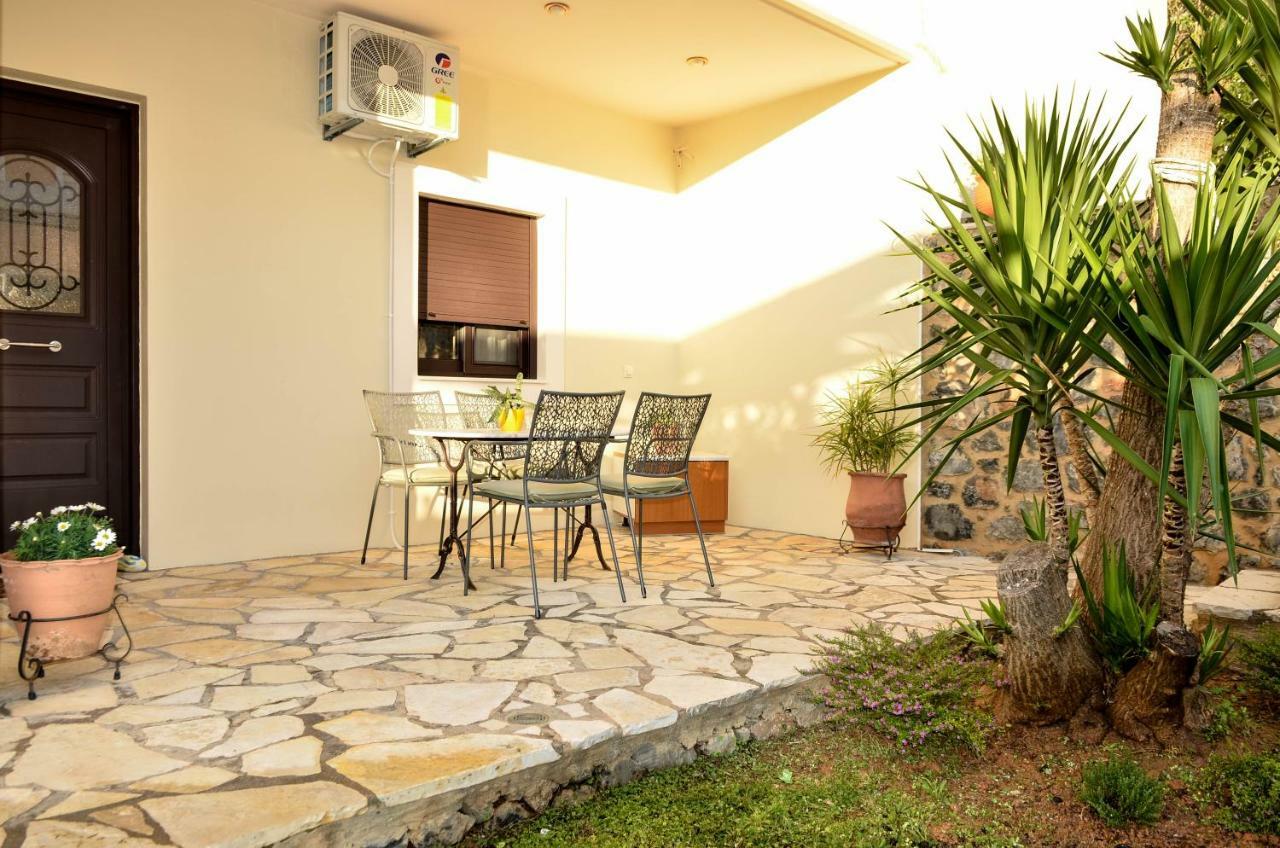 Sunrays Housing Apartment Kalamata Exterior foto